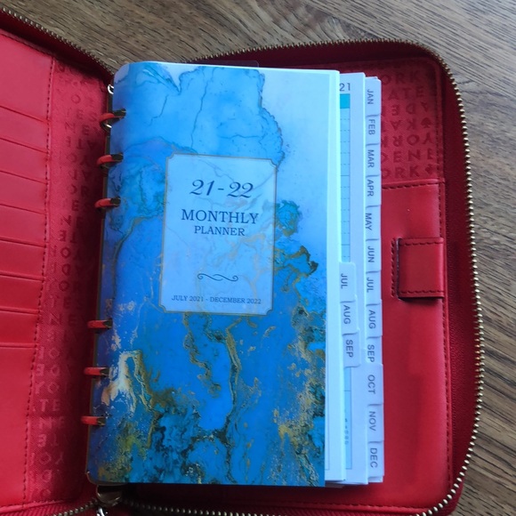 Kate Spade planner - Picture 3 of 3